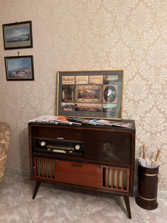 Casa Kamalei, Tra Plebiscito E Lungomare Apartman Nápoly Kültér fotó