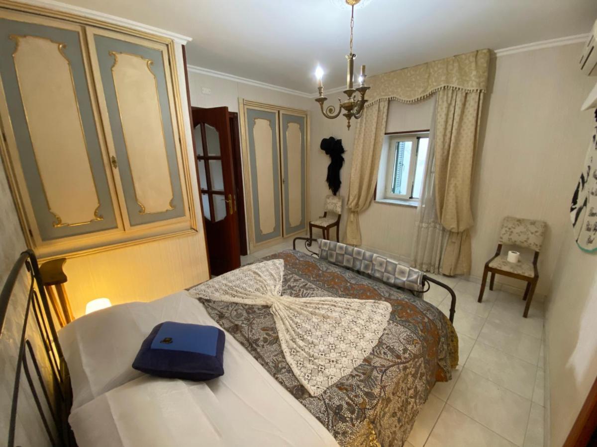 Casa Kamalei, Tra Plebiscito E Lungomare Apartman Nápoly Kültér fotó