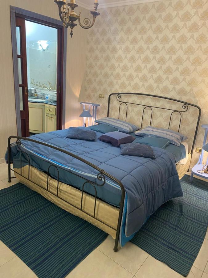 Casa Kamalei, Tra Plebiscito E Lungomare Apartman Nápoly Kültér fotó